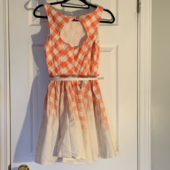 Lauren Conrad Coral Pink Summer Dress Size 6 - Picture 3 of 10